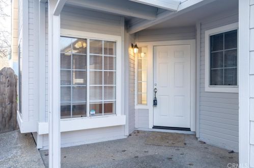3 Hemming Ln, Chico, CA 95973-1076