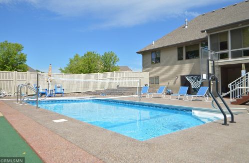 3551 Wildflower Rd, Saint Cloud, MN 56301-6242