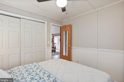 1195 Warden Lake A B Dr, Wardensville WV  26851-8192 exterior