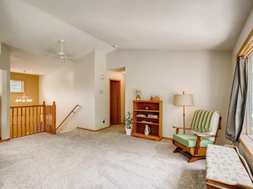 542 Bear Ave, Saint Paul MN  55127-7055 exterior