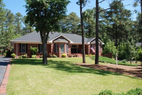 50 Magnolia Ave, Pinehurst, NC 28374-8864