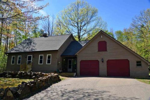 37 Durrell Mountain Rd, Belmont, NH 03220-3305