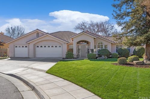 3694 Double Tree Way, Madera, CA 93637
