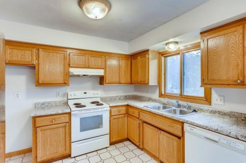 8348 Idaho Ave, Minneapolis, MN 55445-2236