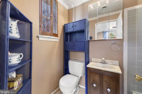 5209 Light St, Springfield VA  22151-2522 exterior