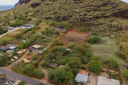 87640 Hakimo Rd, Nanakuli, HI 96792-3643