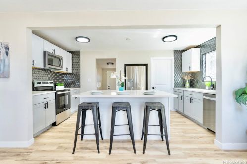 1224 Moline St, Denver, CO 80010-3730