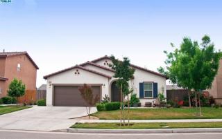 3841 Buena Vista Ave, Visalia, CA 93291-8424