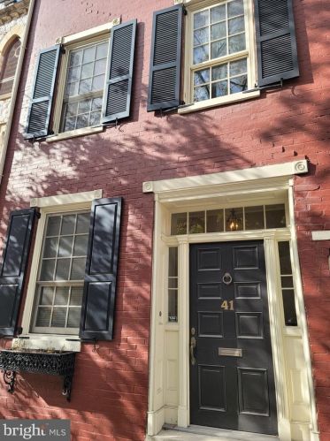 41 Philadelphia St, York PA  17401-1124 exterior