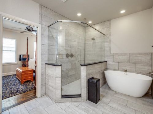 2725 6 Ave, Fort Worth TX  76110-3010 exterior