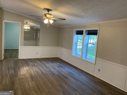 154 Middleton Pl, Clarkesville, GA 30523-3307