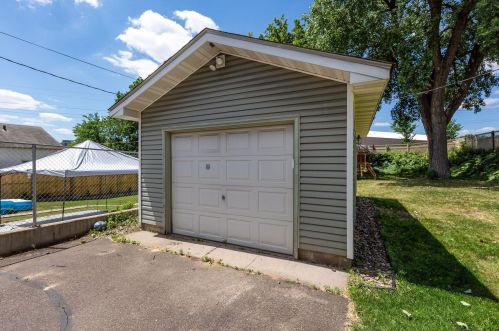 579 Desoto St, Saint Paul MN  55130-4404 exterior