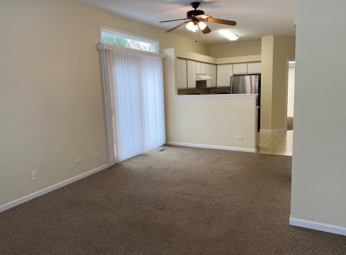 2816 Alameda Ct, Naperville IL  60564-8434 exterior