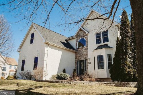 197 Susquehanna Trl, Allentown, PA 18104-8597