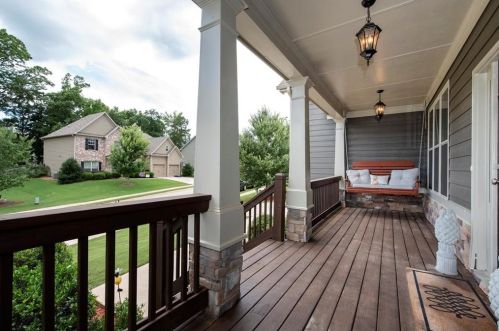 779 Hawkins Creek Dr, Jefferson, GA 30549-5418