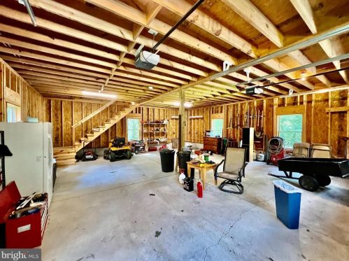189 Lyle House Rd, Mathias WV  26812 exterior