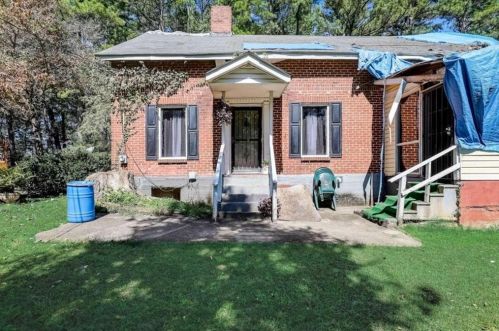 1345 Gun Club Rd, Atlanta, GA 30318-3915