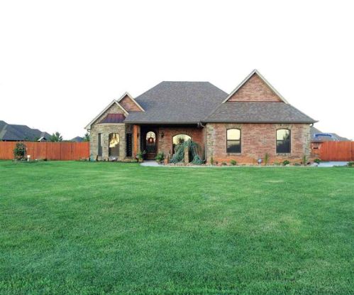 928 Brown Rd, Elgin, OK 73538-6001