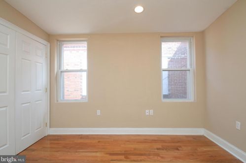 1838 10th St, Philadelphia PA 19148-2317 exterior