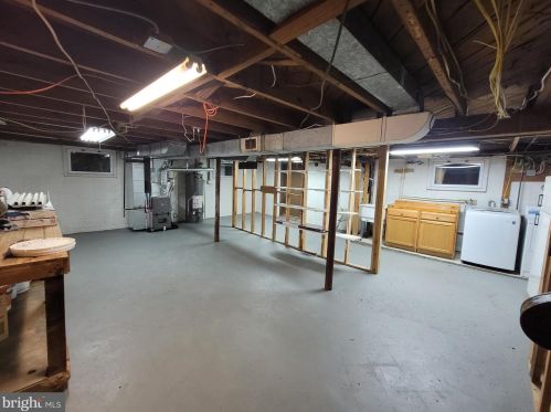 10220 Meredith Ave, Silver Spring MD 20910-1060 exterior