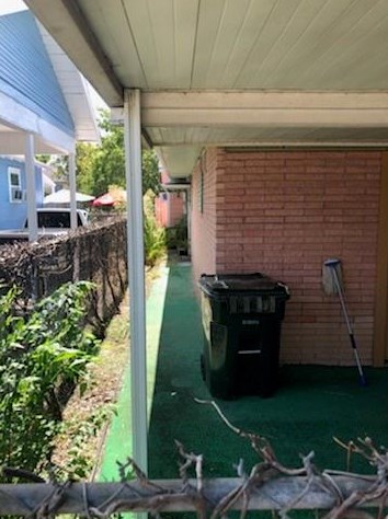 1302 56th St, Galveston, TX 77551-4423