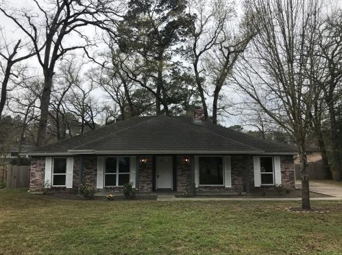 906 Brook Forest Ct, Conroe, TX 77385-7700
