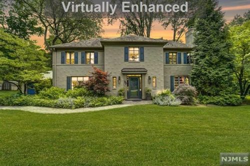 75 Clinton Ave, Ridgewood, NJ 07450-3602