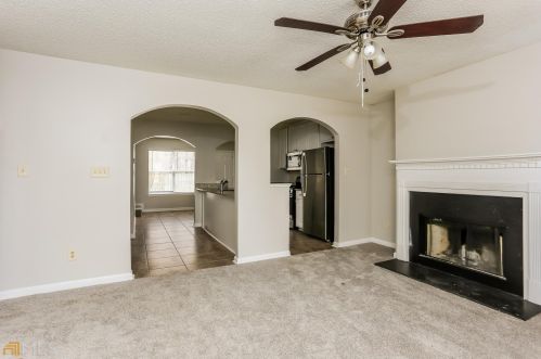 6795 Saganaw Dr, Rex GA  30273-2252 exterior