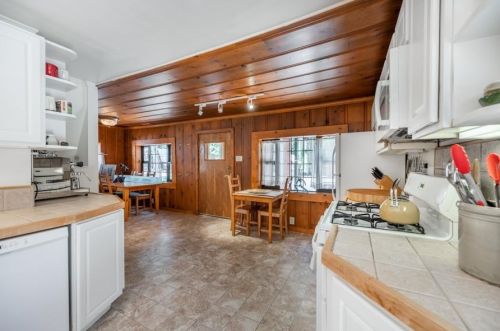15739 Fir St, Truckee CA  96161-3705 exterior