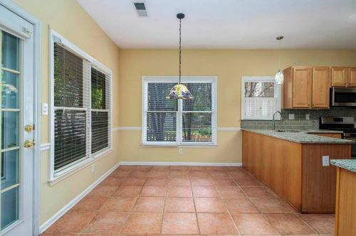3913 Concord Walk Dr, Smyrna GA  30082-3659 exterior