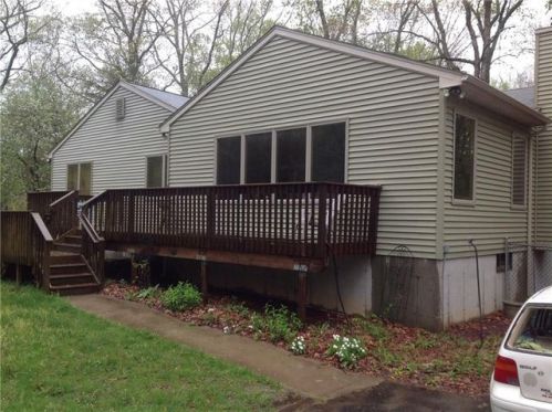 27 Kelseytown Rd, Deep River, CT 06419-1401