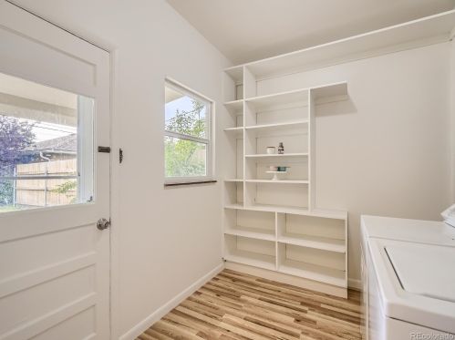 4745 Logan St, Englewood CO 80113-6841 exterior