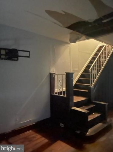 3511 Marvine St, Philadelphia, PA 19140-4201