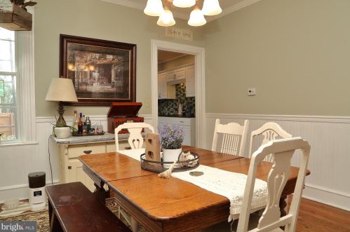 237 Cherry St, Lancaster PA  17602-2725 exterior