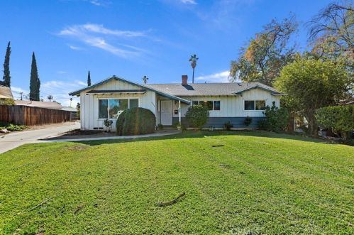 5952 Londonderry Dr, Riverside, CA 92504-1332