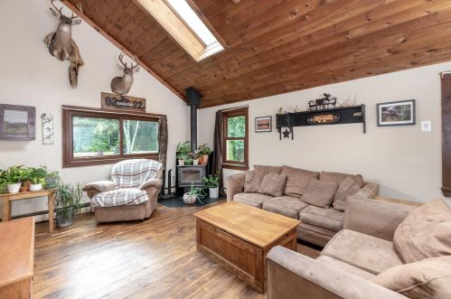 13 Pheasant Dr, Wakefield, NH 03887-6309