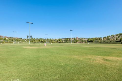 38 Canoe, Irvine CA  92618-8841 exterior