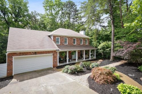 3824 Running Fox Dr, Marietta, GA 30062-1015