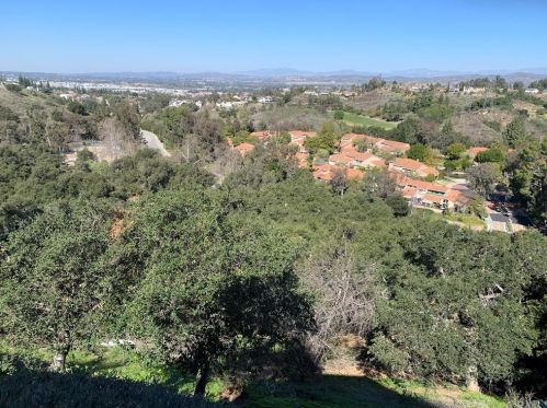 771 Fairway Ln, Anaheim CA  92807-4802 exterior