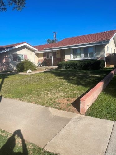 2565 Cottonwood St, Orange, CA 92865-2718