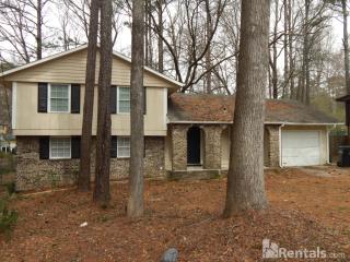 1090 Buckhurst Dr, Atlanta GA  30349-4534 exterior