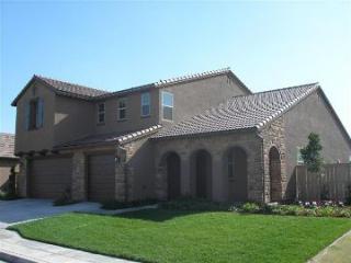 3256 Lincoln Ave, Clovis, CA 93619-9360
