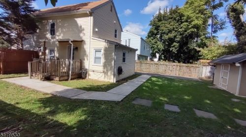 125 Warren St, South Bound Brook, NJ 08880-1329