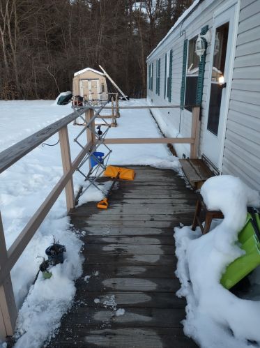 17 Emerald Ridge Rd, Unity NH  03773-1945 exterior