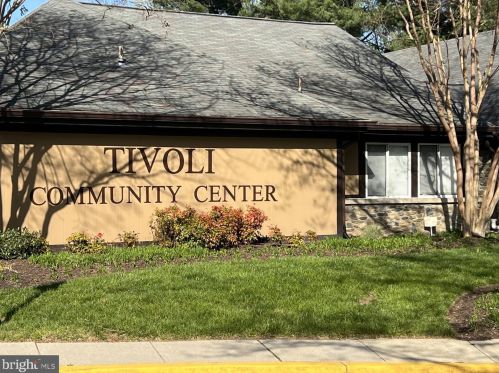 5 Casino Ct, Silver Spring MD 20906-5953 exterior