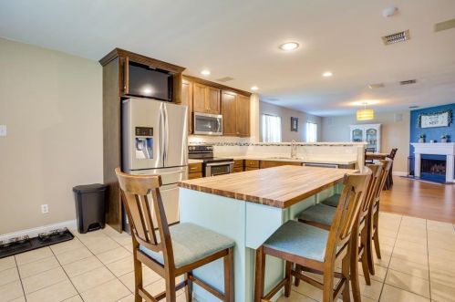 4856 Parkview Hills Ln, Fort Worth TX  76179-4179 exterior