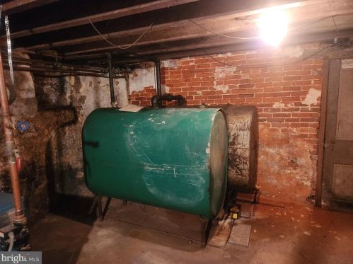 750 Summit Dr, Lancaster PA  17601-1152 exterior