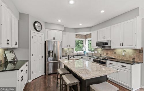 13470 Geneva Way, Saint Paul MN  55124-8594 exterior