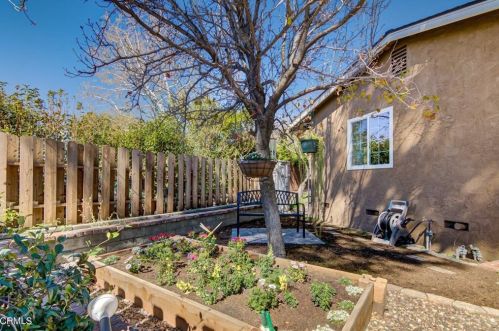 2902 El Caminito, Glendale CA 91214-2005 exterior