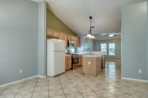 5250 Hartson, Uhland TX  78640-4327 exterior